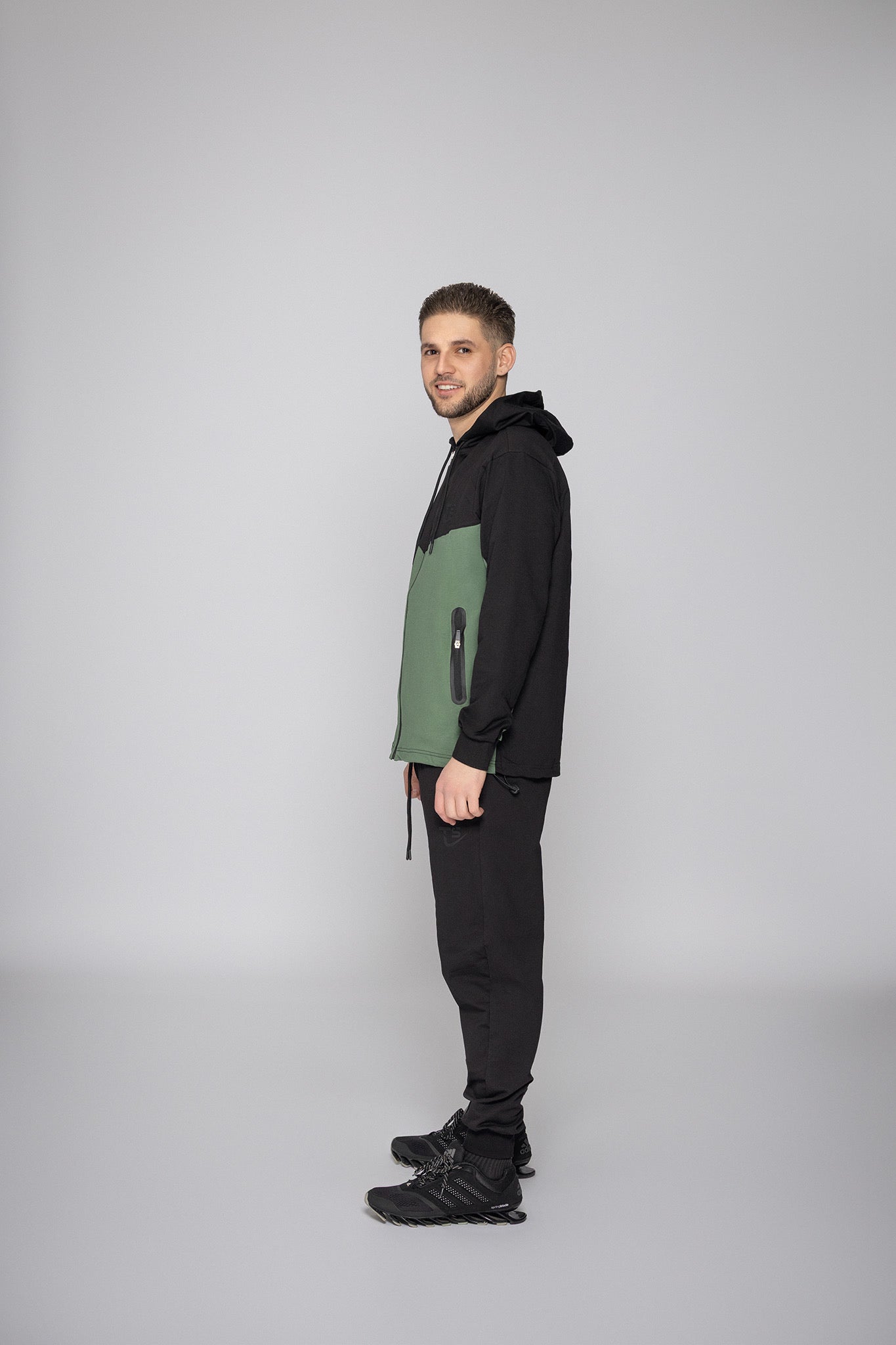Мъжки спортен екип Ивайло TSB11А зелен Fit
