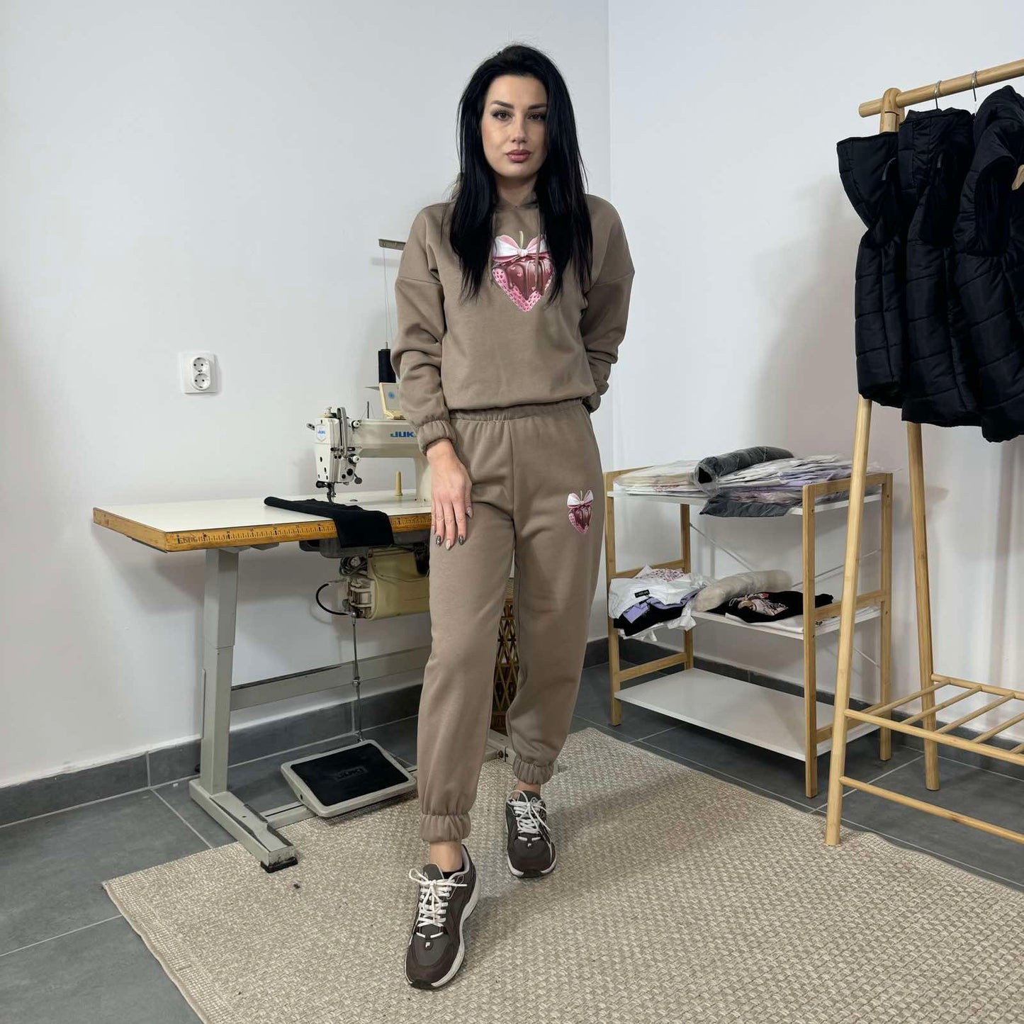 Ватиран комплект STRAWBERRY от две части с качулка - лате