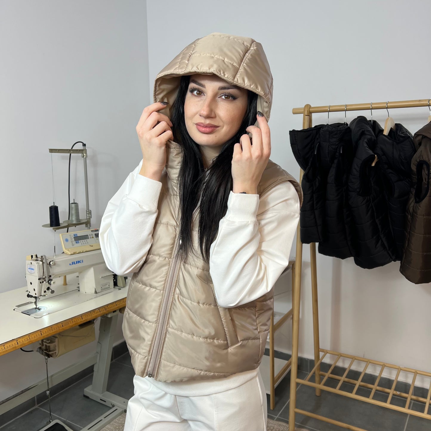 Модерна спортна грейка - Българско производство БЕЖ