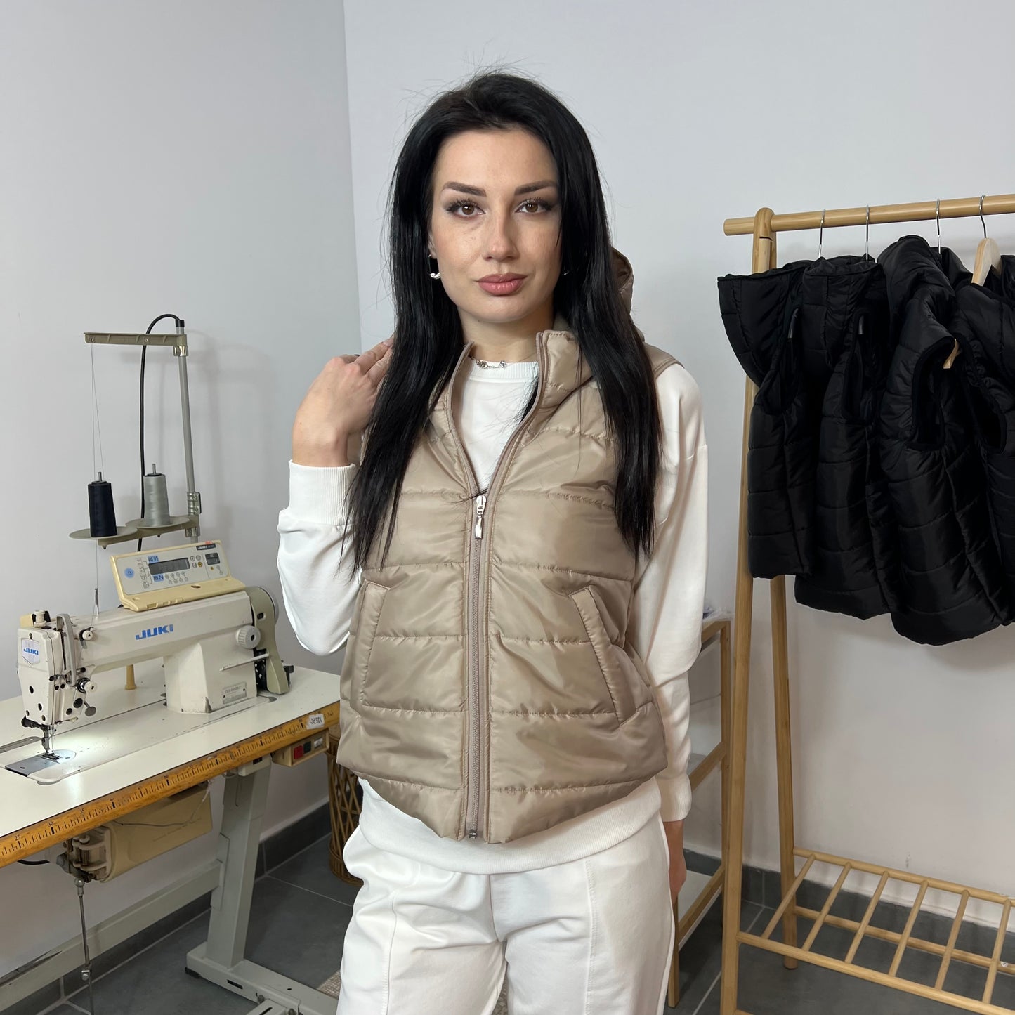 Модерна спортна грейка - Българско производство БЕЖ