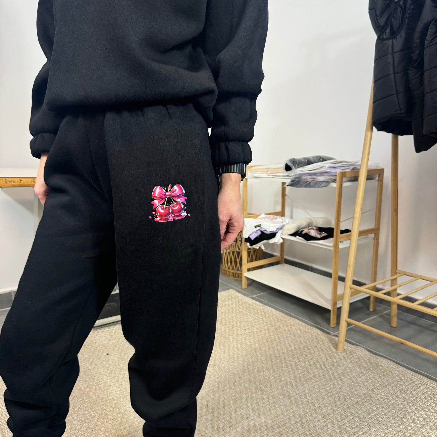 Ватиран комплект SWEET CHERRY от две части с качулка - черен