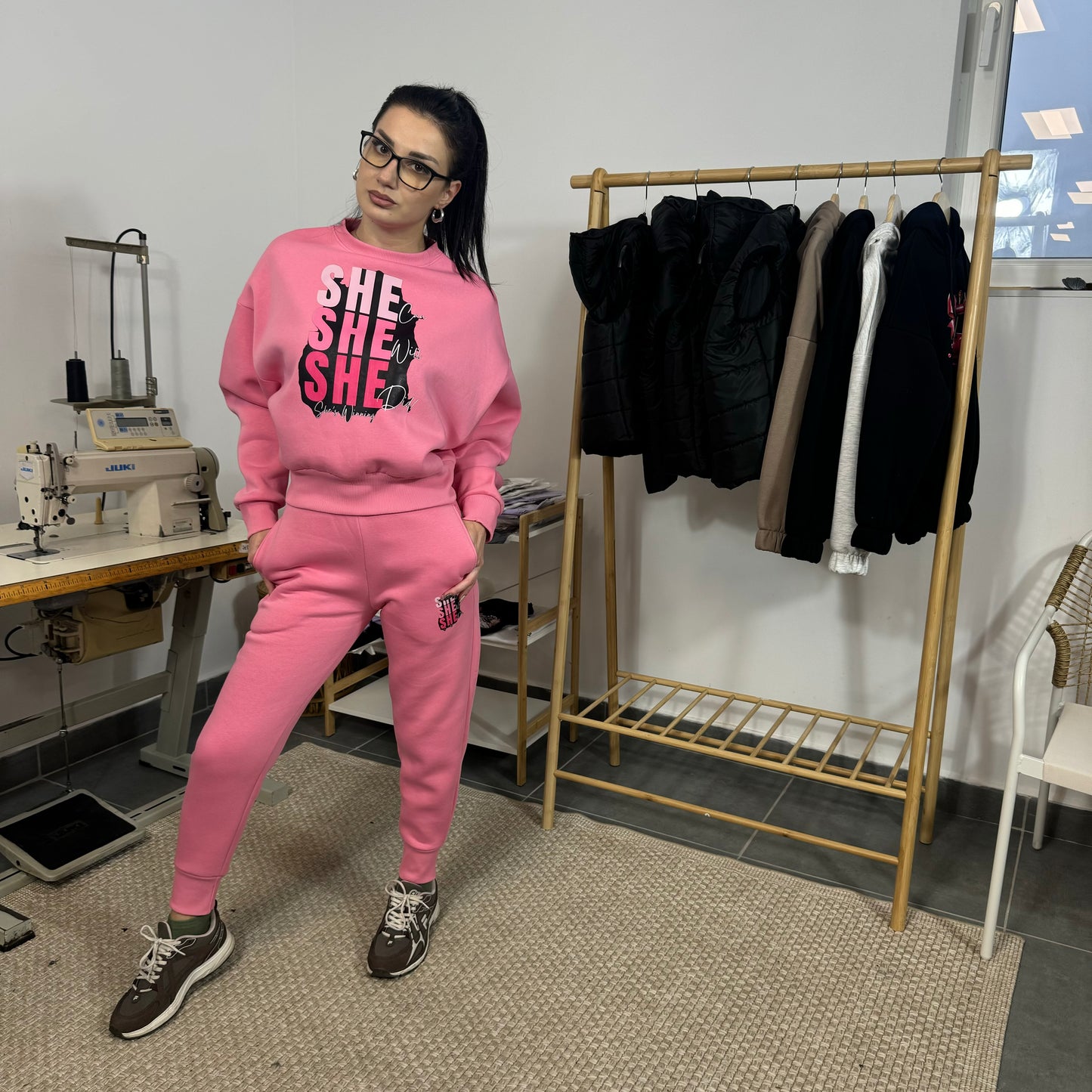 Ватиран комплект SHE от две части с принт - розов