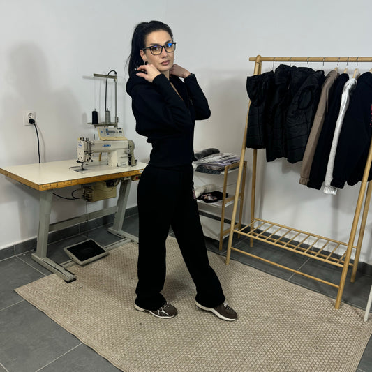 Ватиран комплект  QUEEN от две части с качулка - черен