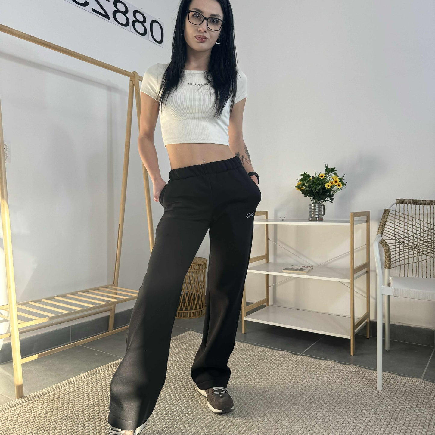 Спортно-елегантно долнище МИСТ - черен