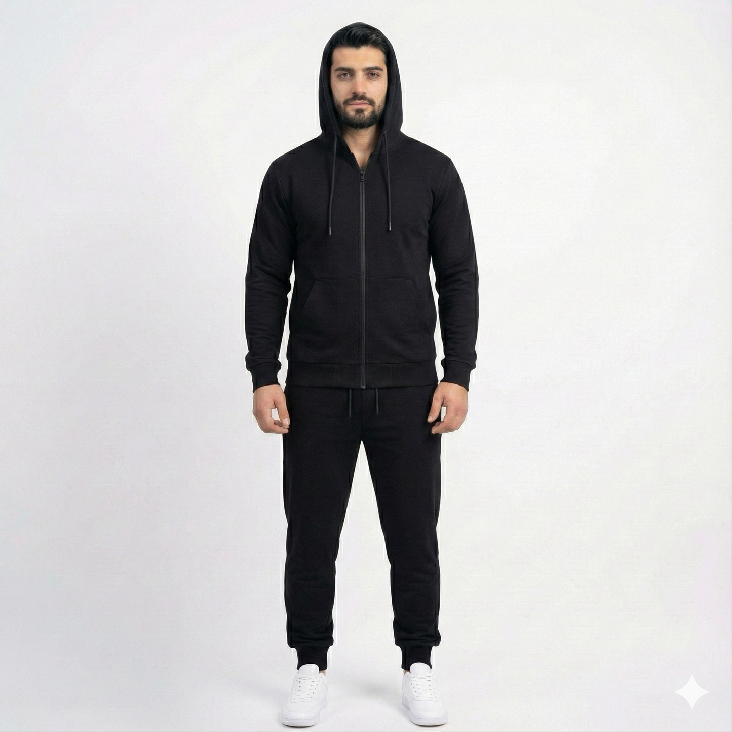 Удобен спортен комплект Сила