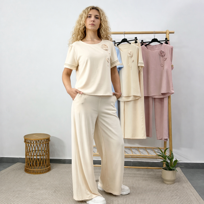 Дамски екип Цвети светло бежов RR269