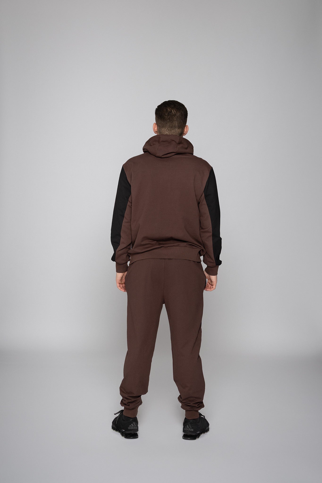 Мъжки спортен екип Марио TSB3А кафяв Fit