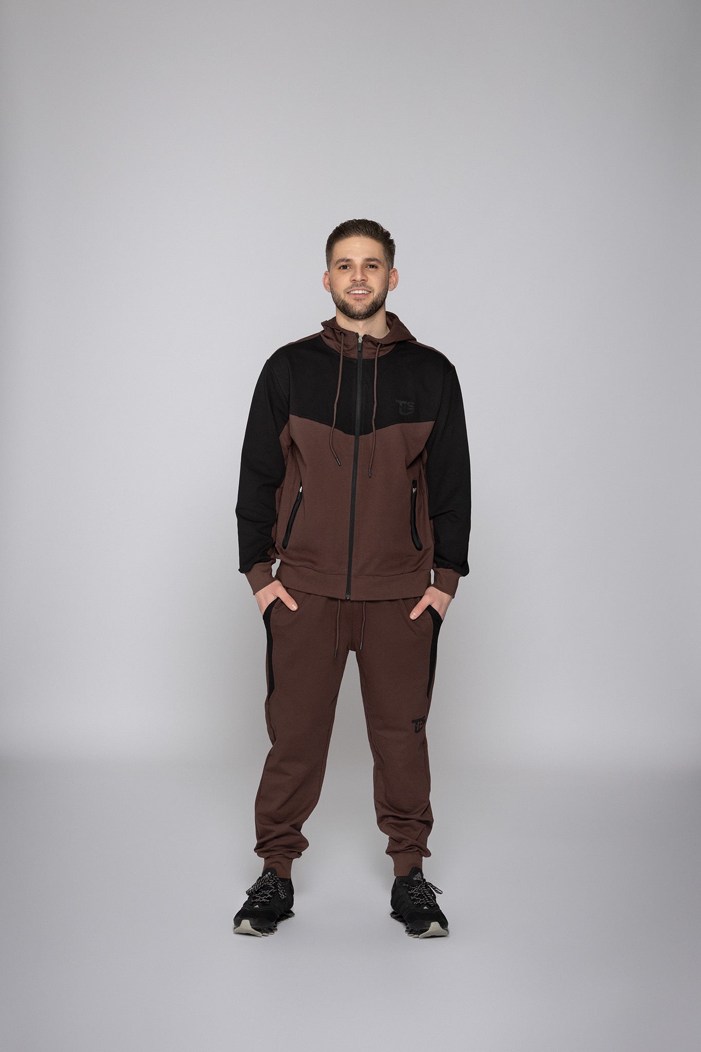 Мъжки спортен екип Марио TSB3А кафяв Fit