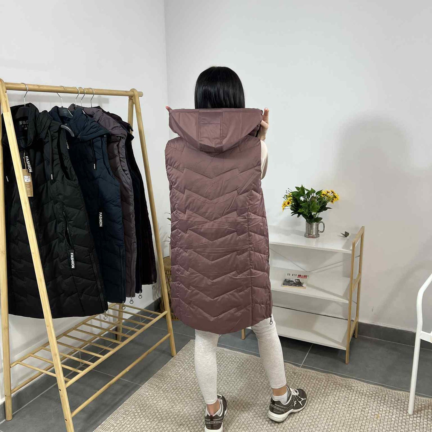Дамска грейка с плътна вата и ефектни детайли Fashion светла вишна